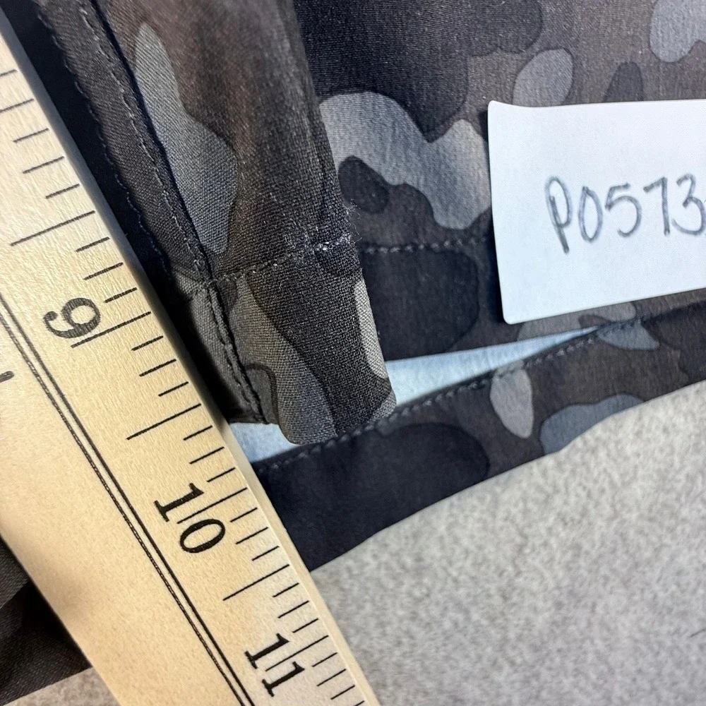 Magpul Industries Mens Camo Board Shorts Grey Black Swim Trunks Size 35